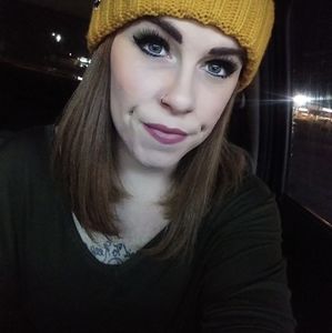 Meet your Posher, Nikki